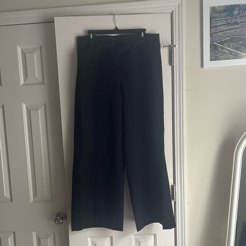 Old Navy Black Wide Leg Pixie Pants